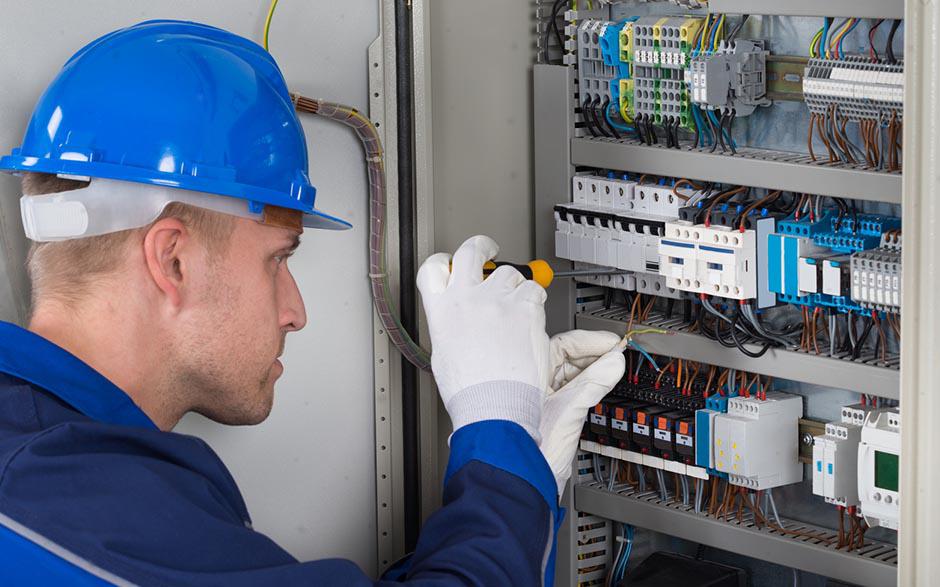 électricien Paris 2